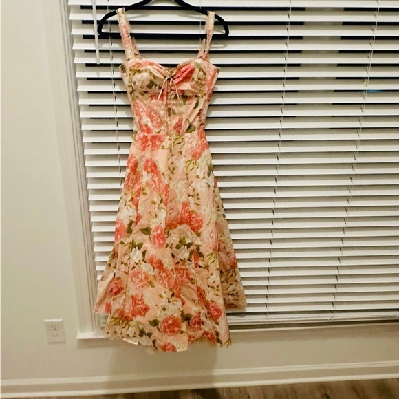 COPY - House of CB XS Rosalee Corset Dress Bigger cup size Peach Poppy print B… - Picture 3 of 5